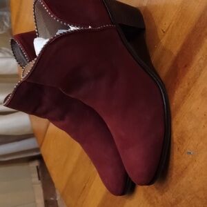 Lucky Brand Burgundy Red Ankle Booties (8)
